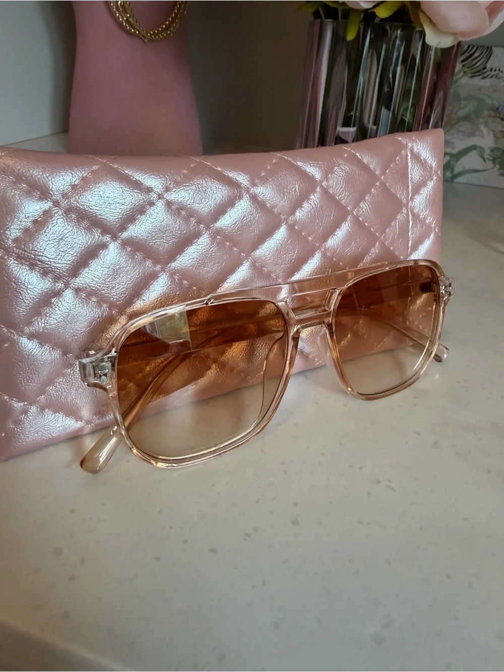 Stylish Pink Gradient Women's Sunglasses with Matching quilted Case